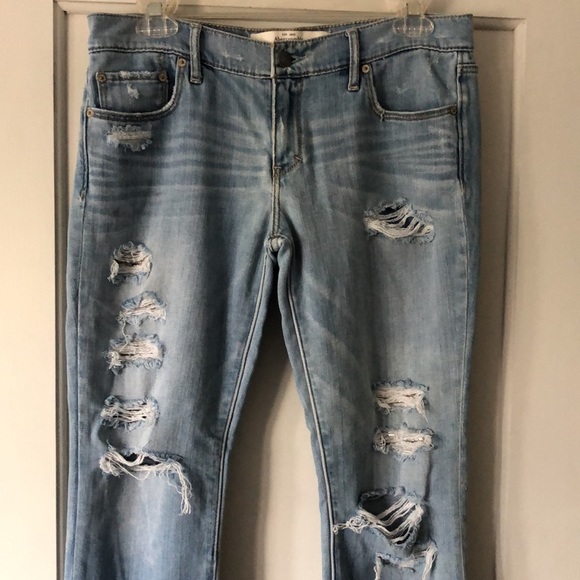 Abercrombie & Fitch distressed women’s jeans. Size 28. “Perfect stretch”. EUC - Picture 2 of 7